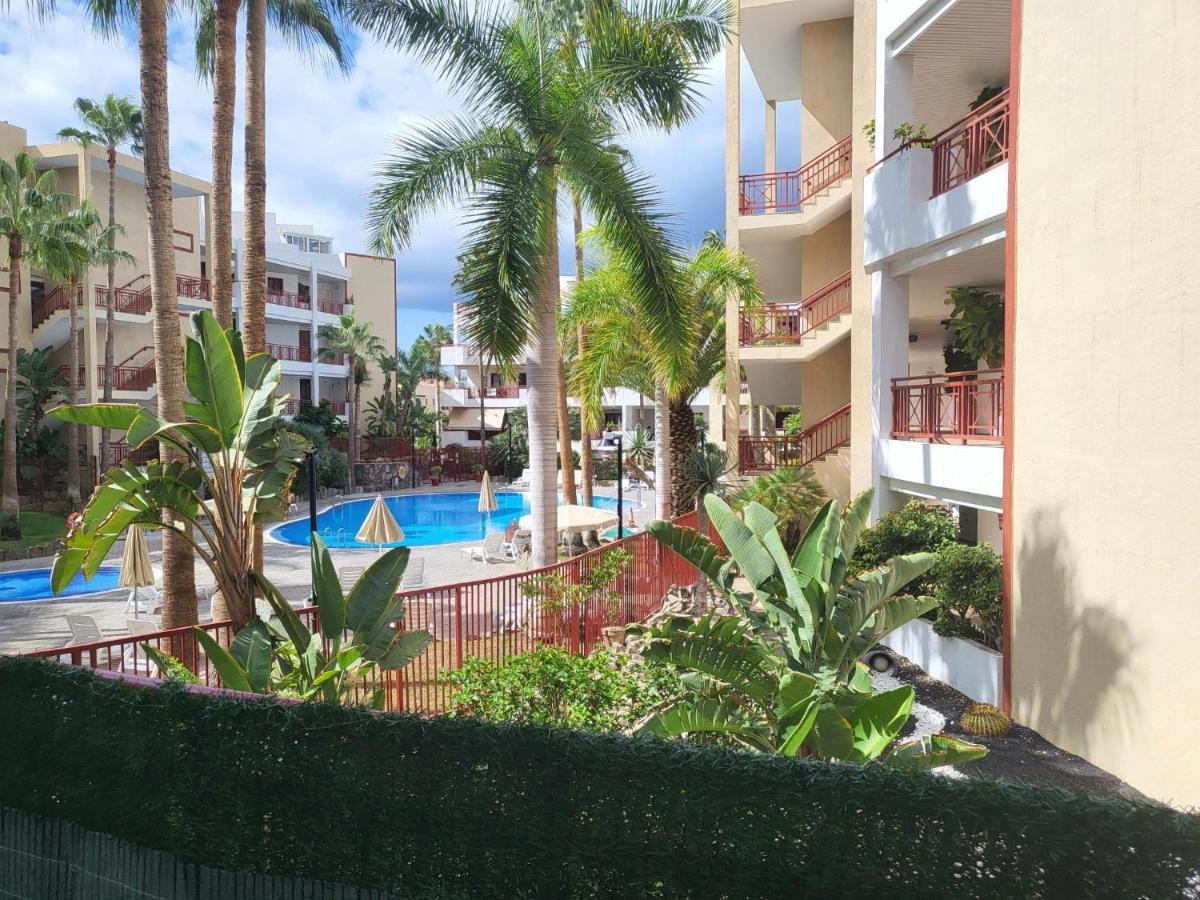 Oasis Palm Mar By Helloapartments Dış mekan fotoğraf