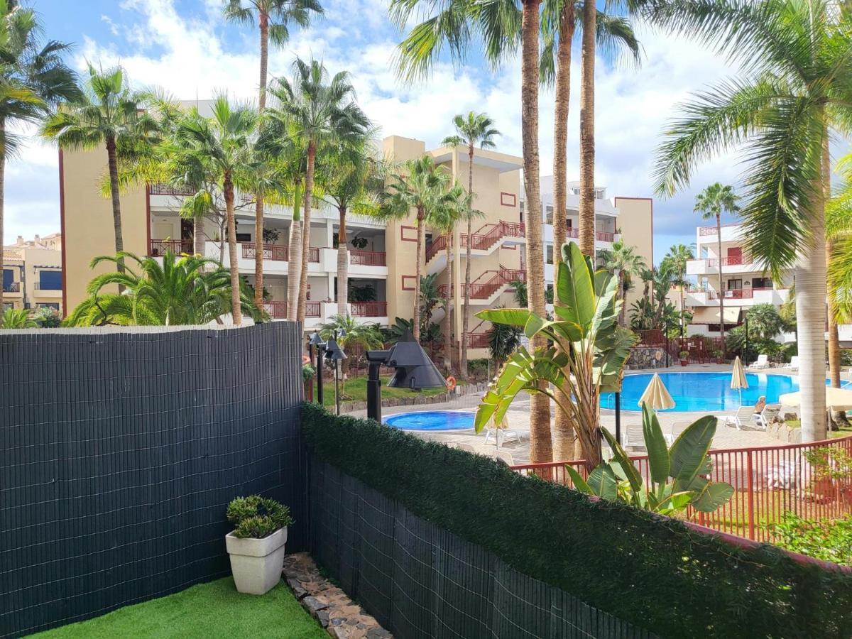 Oasis Palm Mar By Helloapartments Dış mekan fotoğraf