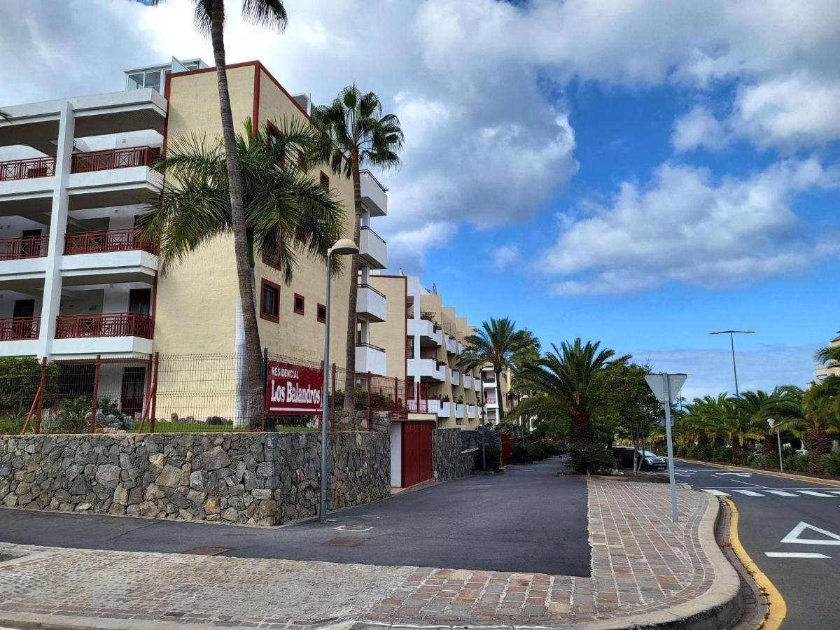 Oasis Palm Mar By Helloapartments Dış mekan fotoğraf