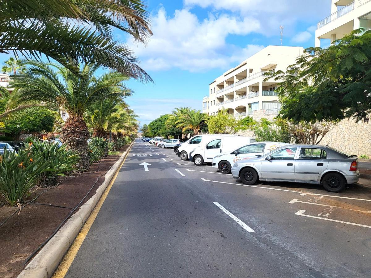 Oasis Palm Mar By Helloapartments Dış mekan fotoğraf