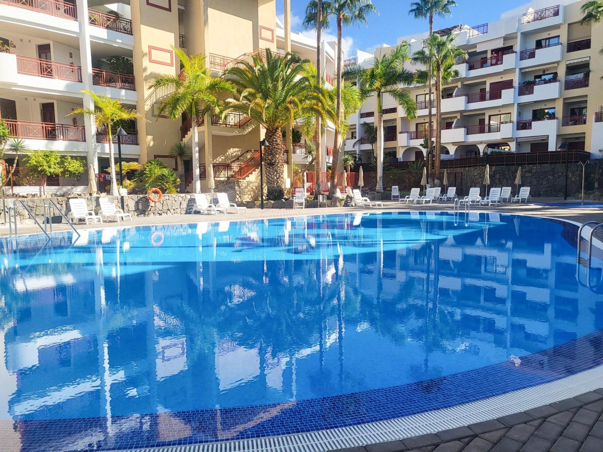 Oasis Palm Mar By Helloapartments Dış mekan fotoğraf