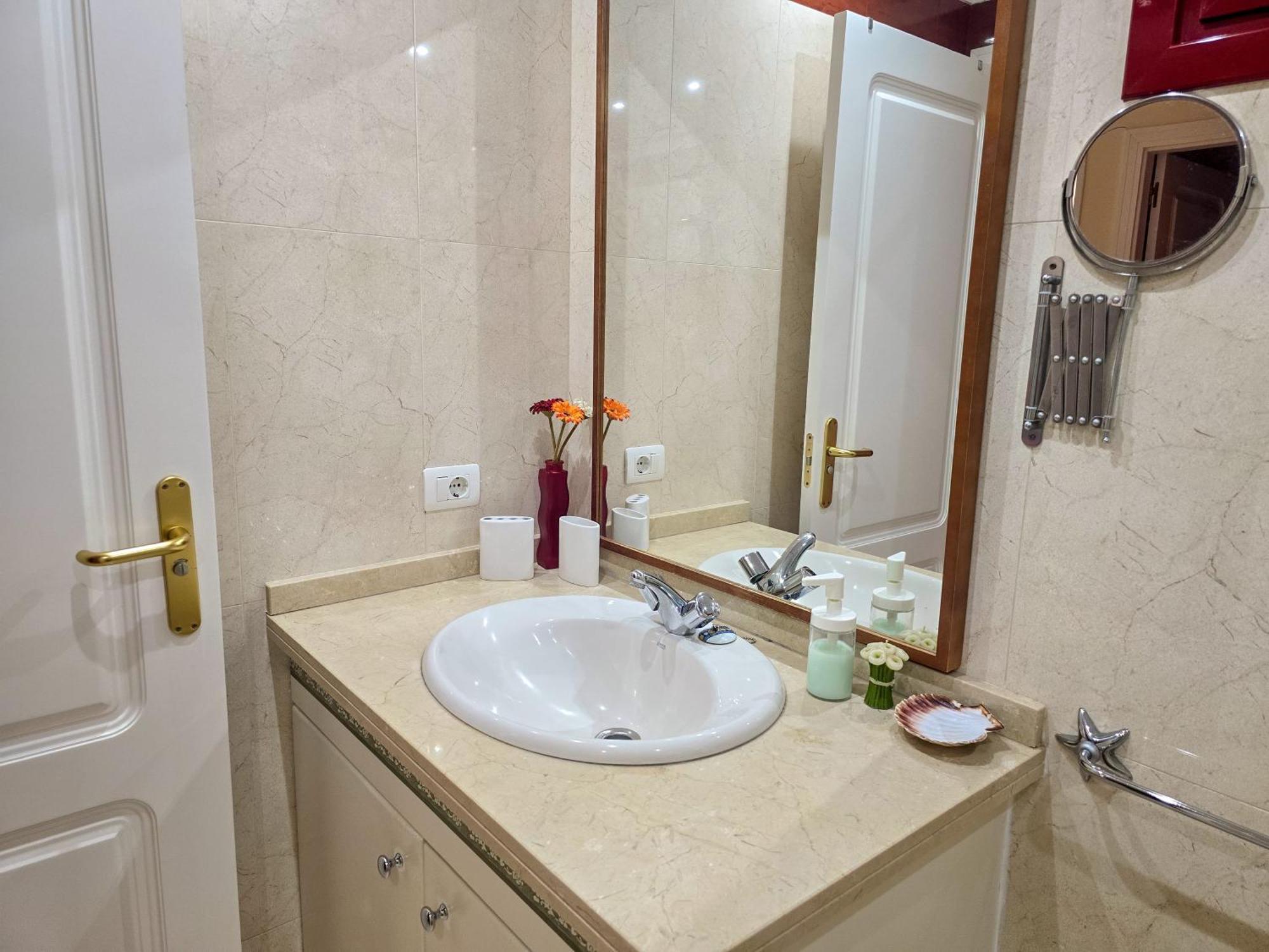Oasis Palm Mar By Helloapartments Dış mekan fotoğraf